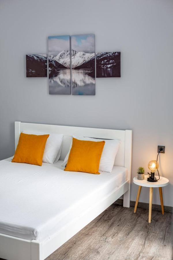 Stylish Apartment In The Center إلفيف المظهر الخارجي الصورة